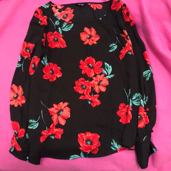 Black with red floral blouse - Picture 1 of 2